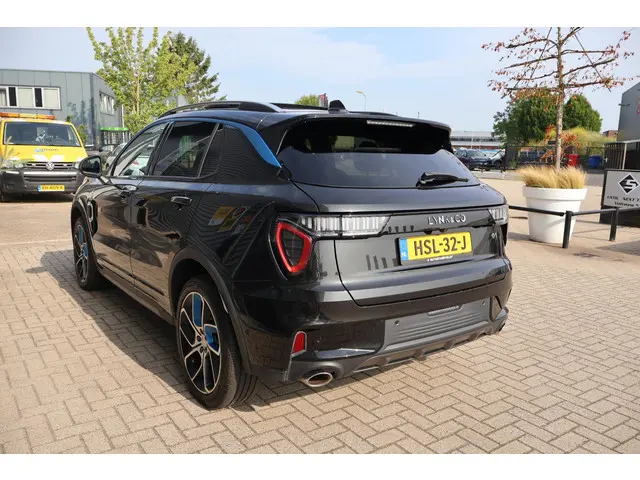 Lynk & Co 01 1.5 2023 Hybride Benzine 2