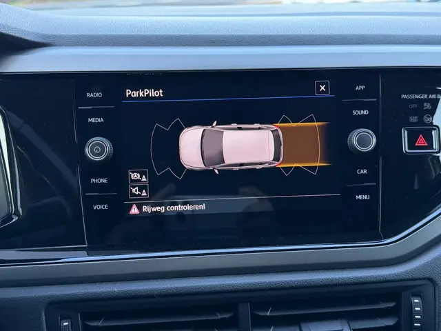 Volkswagen Polo 1.0 TSI Beats 2018 Benzine 30