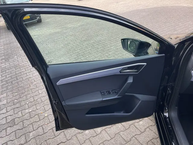 SEAT Ibiza 1.0 EcoTSI FR Business Connect 2023 Benzine 8