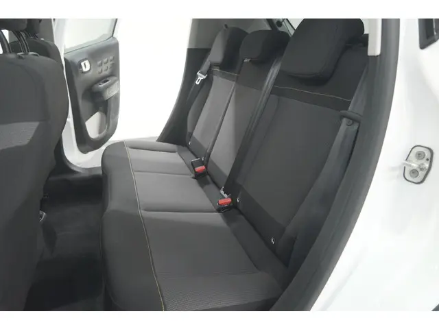 Citroën C3 PureTech 110 EAT6 Feel Edition 2020 Benzine 30