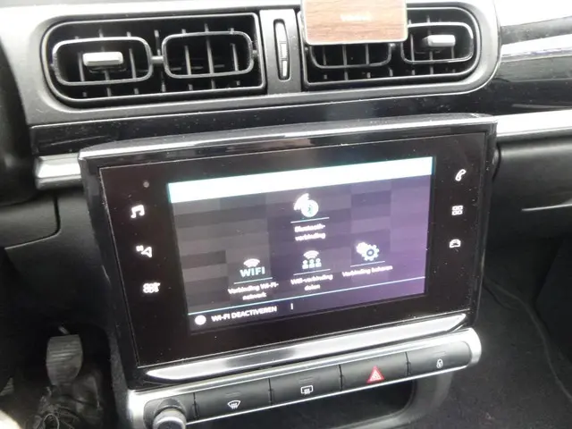 Citroën C3 1.2 PureTech Feel PANORAMADAK 2017 Benzine 20