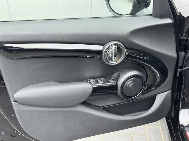 MINI Cooper S Mini 2.0 Chili JCW 5-deurs 2018 Benzine 16