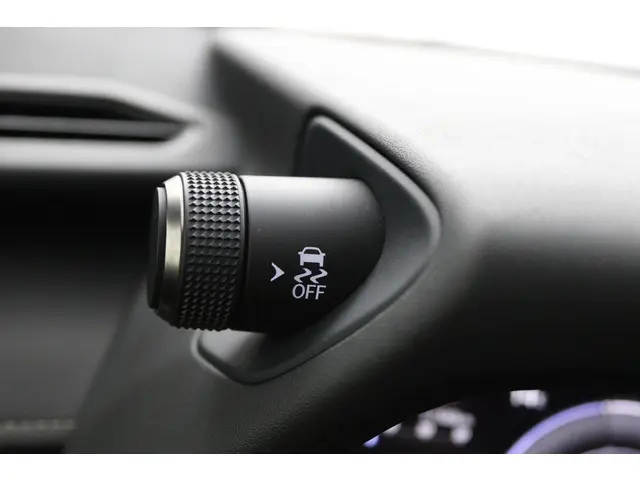 Lexus UX 250h Preference Line 2021 Hybride Benzine 40