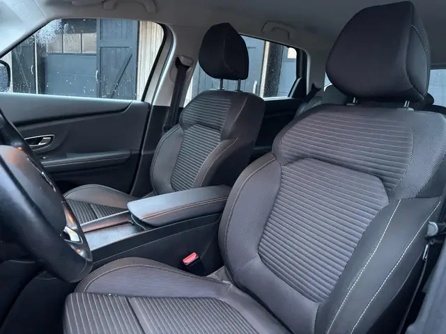 Renault Scénic 1.2 TCe Zen, 2017 Benzine 11