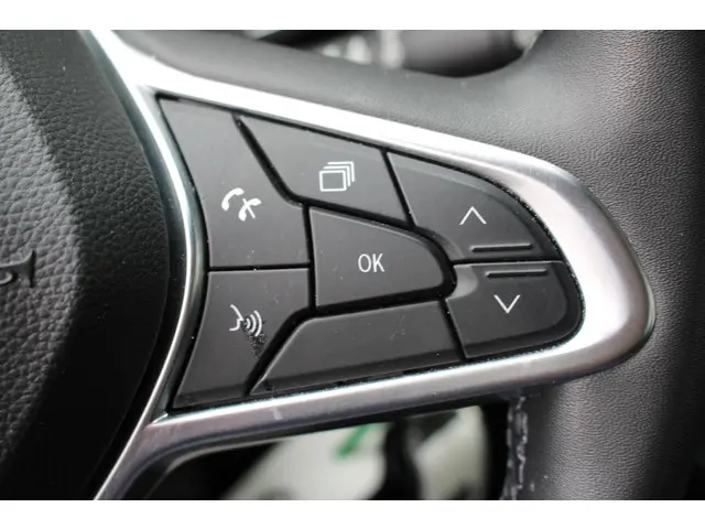 Renault Clio 1.0 TCe Zen 2020 Benzine 30