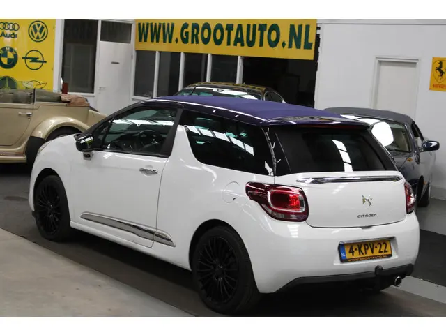 Citroën DS3 Cabrio 1.2 VTi Chic 2013 Benzine 22