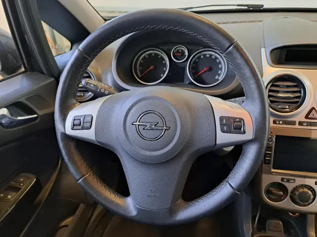 Opel Corsa 1.2 EcoFlex Selection 2012 Benzine 18