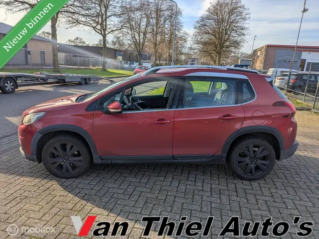Peugeot 2008 1.2 PureTech Allure 2017 Benzine 2
