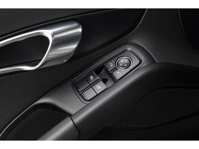 Porsche 718 Boxster | 300pk | PDK 2018 Benzine 12