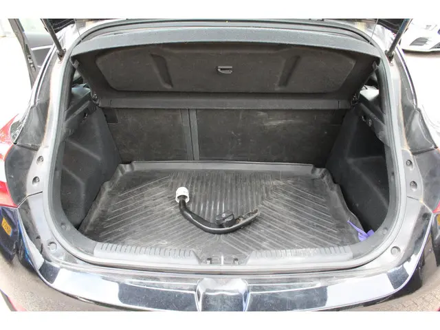 Hyundai i30 1.6 GDi Comfort 2016 Benzine 16