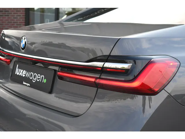 BMW 7 Serie M760Li xDrive 2019 Benzine 55