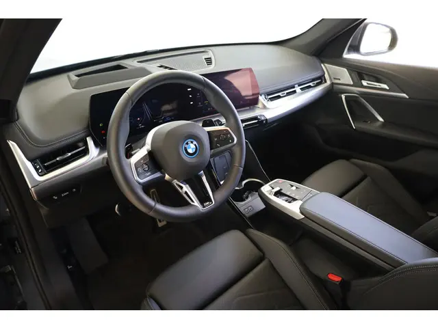 BMW X1 xDrive30e 2025 Hybride Benzine 7