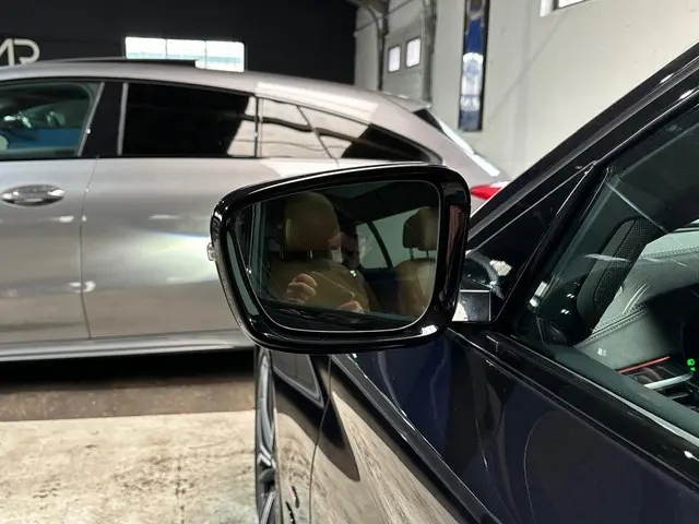 BMW 5 Serie Touring 530i High Executive 2021 Benzine 29