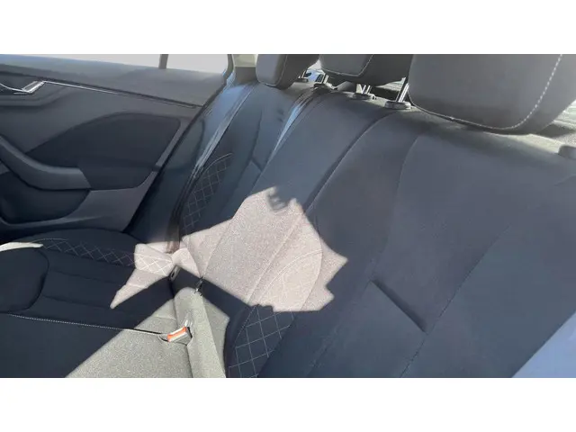 Škoda Scala 1.0 TSI 110pk Ambition 2024 Benzine 28