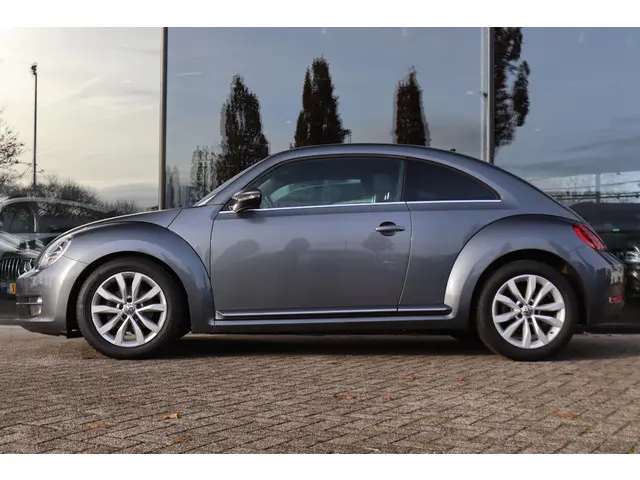 Volkswagen Beetle 1.2 TSI DESIGN 2013 Benzine 8