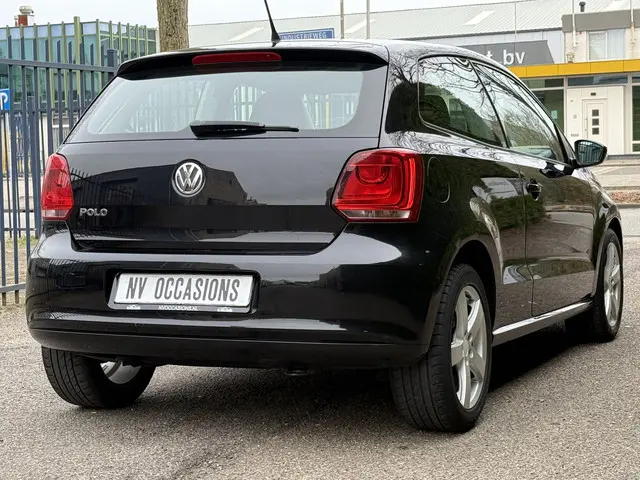 Volkswagen Polo 1.2 Easyline 2014 Benzine 6