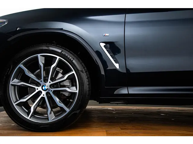 BMW X3 xDrive20i High Executive Edition 2020 Benzine 44