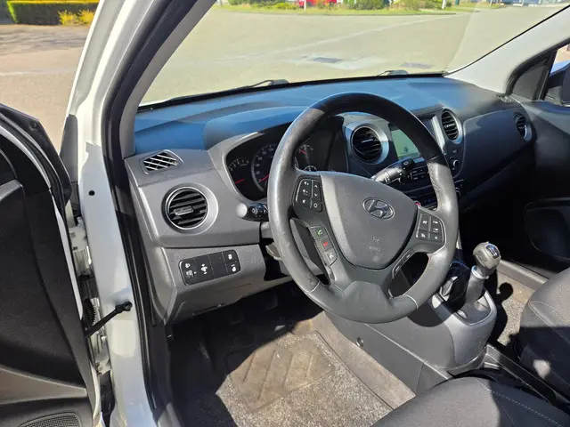 Hyundai i10 1.0i Comfort 2017 Benzine 13