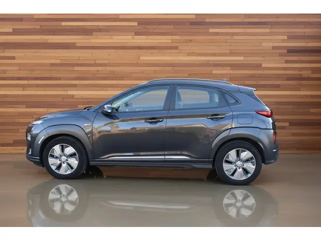 Hyundai Kona EV Comfort 64 kWh 2020 Elektrisch 3