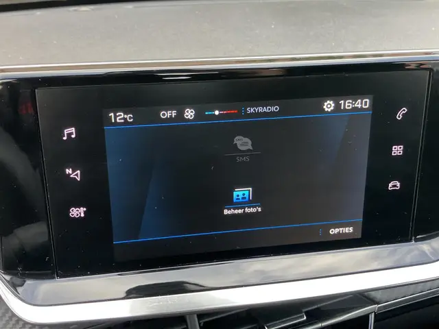 Peugeot 208 1.2 PureTech Active 2022 Benzine 29