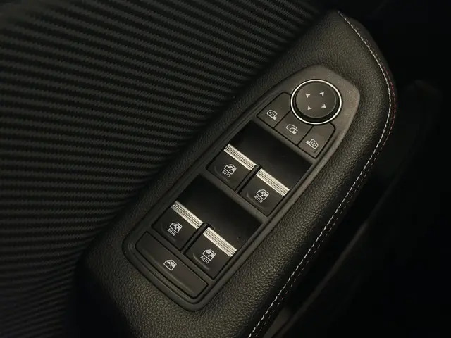 Renault Clio 1.3 TCe 130 EDC R.S. Line 2021 Benzine 20