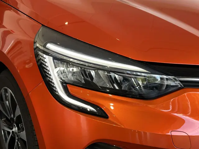 Renault Clio 1.0 TCe 90 Techno 2022 Benzine 27