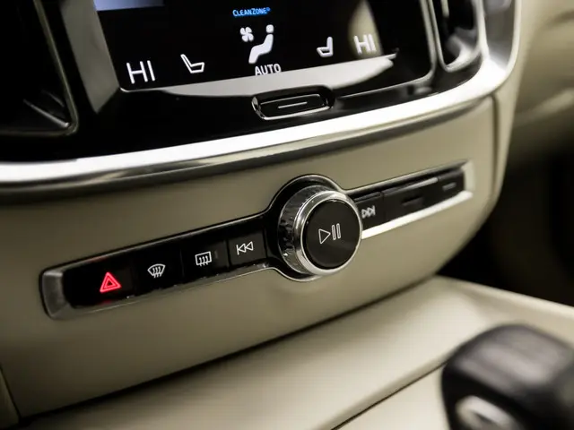 Volvo V60 2.0 B3 Inscription Sport 2021 Benzine 10