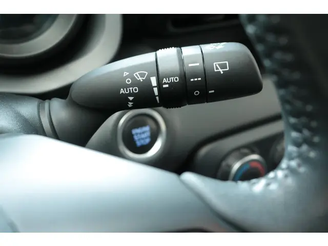 Toyota Yaris 1.5 VVT-i Dynamic, Full LED 2020 Benzine 16