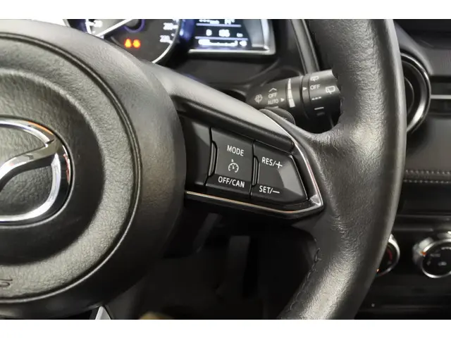 Mazda 2 1.5 90pk Automaat Sportsline 2019 Benzine 17