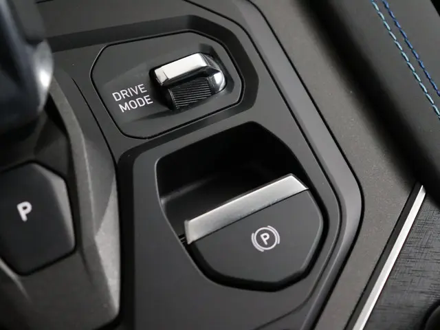 Lynk & Co 01 1.5 2023 Hybride Benzine 24