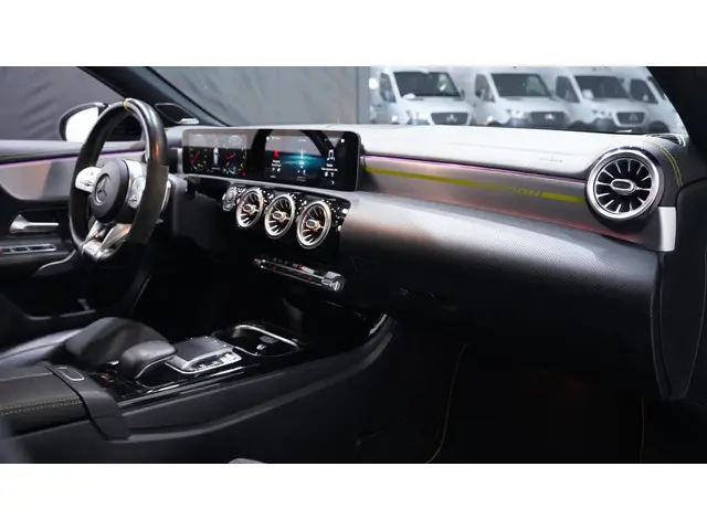 Mercedes-Benz A-Klasse 250 Premium Plus 2019 Benzine 34