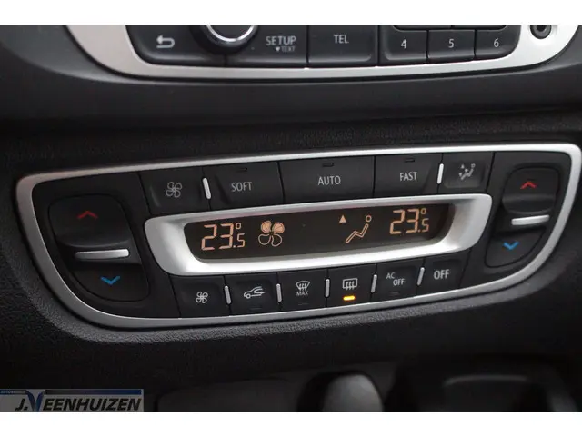 Renault Scénic 1.2 TCe Limited 2013 Benzine 23