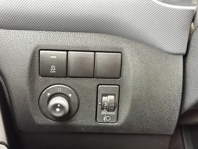 Peugeot Partner 120 1.6 HDi 75 L1 XR 2016 Diesel 26