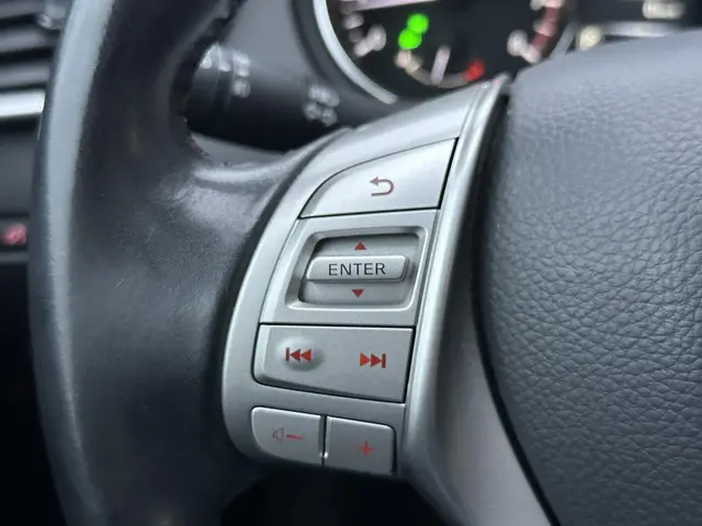 Nissan QASHQAI 1.2 Connect Edition 2016 Benzine 23