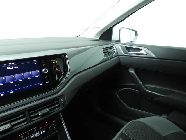 Volkswagen Polo 1.0 TSI Highline 2018 Benzine 31