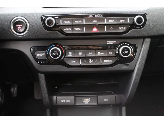 Kia e-Niro ExecutiveLine 64 kWh 2019 Elektrisch 25
