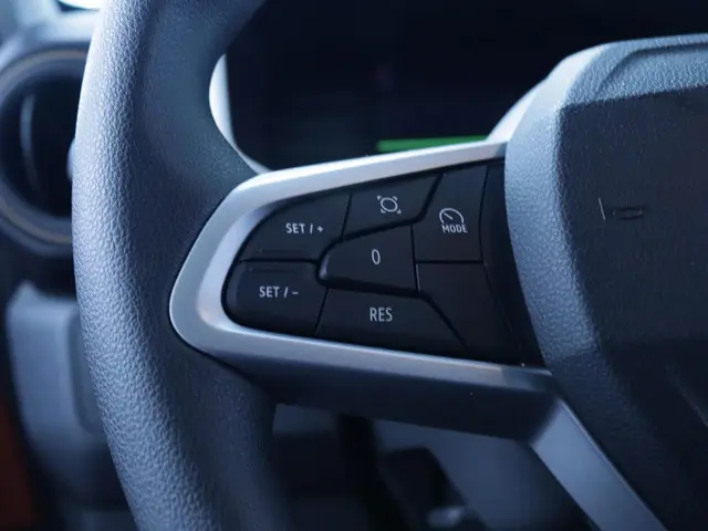 Dacia Spring Extreme 65 26.8 kWh 2024 Elektrisch 9