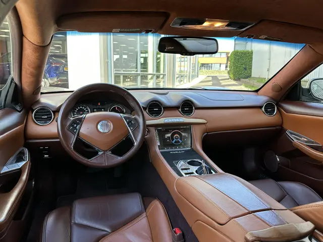 Fisker Karma 2.0 EcoSport 2013 Hybride Benzine 4