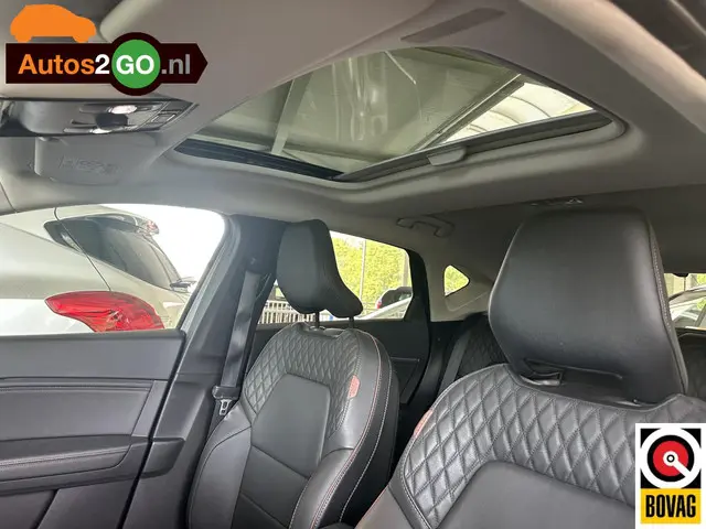 Renault Captur 1.3 TCe 140 Initiale Paris 2021 Benzine 40