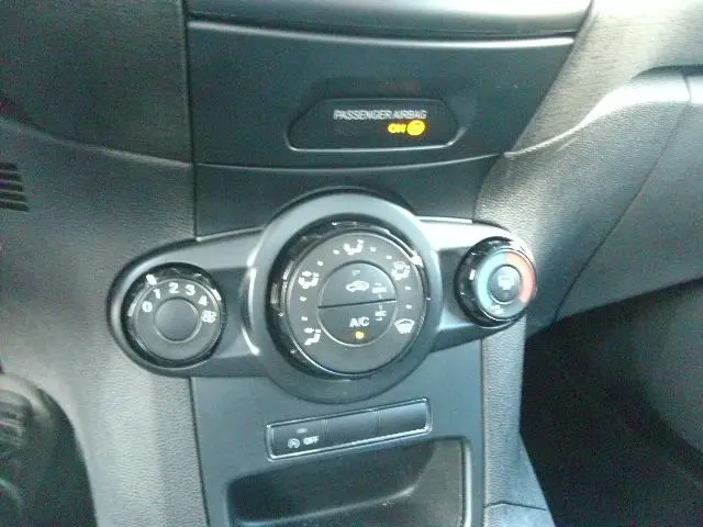 Ford Fiesta 1.0 Style / Airco / Navi 2015 Benzine 14
