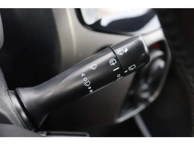 Toyota Aygo 1.0 VVT-i x-clusive, Airco, 2017 Benzine 14