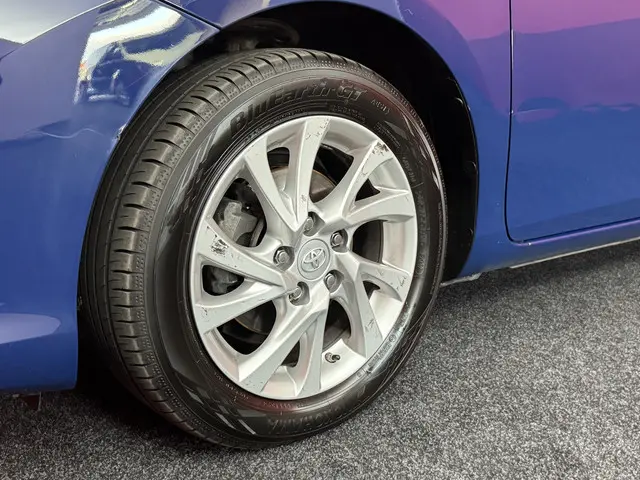 Toyota Auris Touring Sports 1.2T Energy 2019 Benzine 23