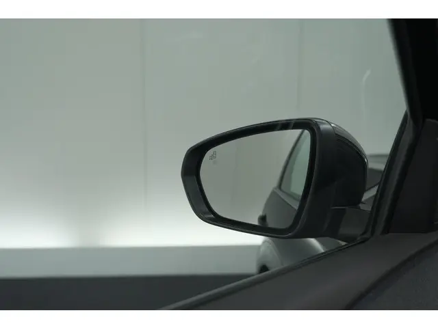 Peugeot 5008 PureTech 130 EAT8 GT Line 2020 Benzine 19