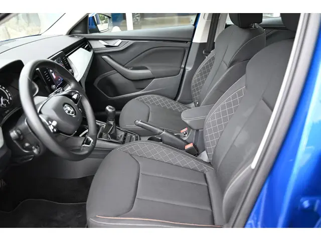 Škoda Kamiq 1.0 TSI Ambition 2024 Benzine 15