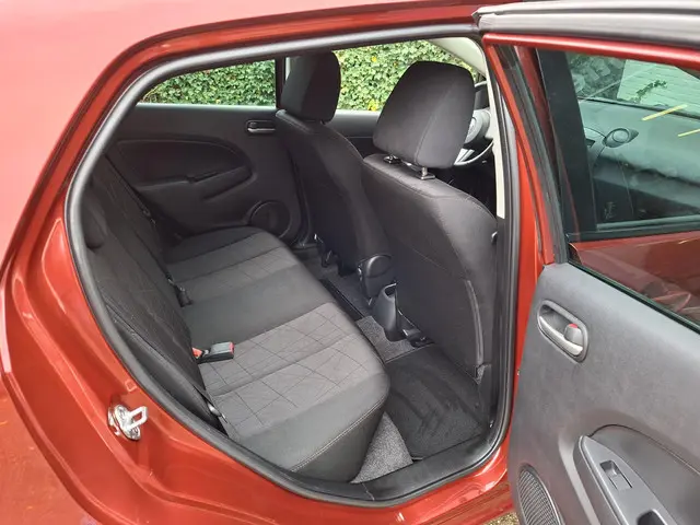 Mazda 2 1.3 Hanabi 2013 Benzine 17