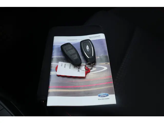 Ford Focus 1.0 EcoBoost ST Line Business 2018 Benzine 6