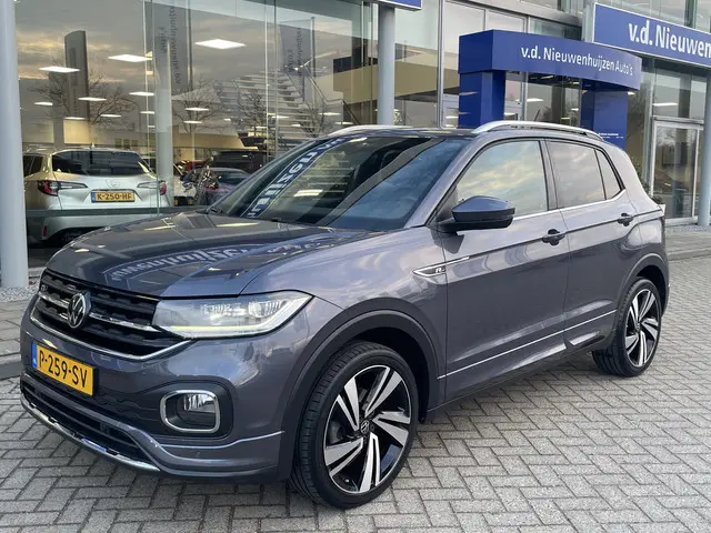 Volkswagen T-Cross 2
