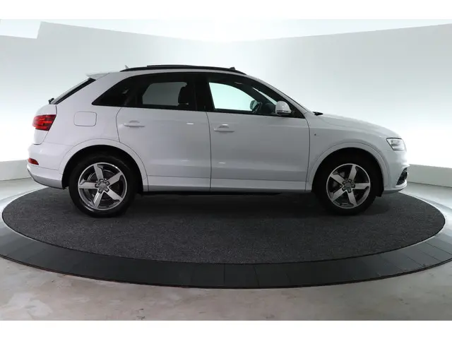 Audi Q3 2.0 TFSI quattro Pro Line S 2013 Benzine 7