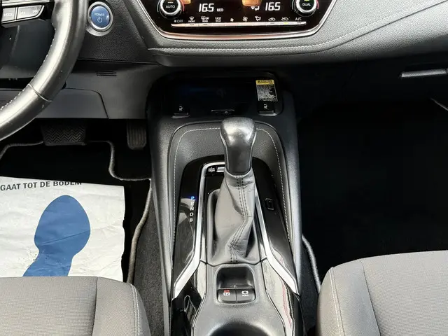 Toyota Corolla 1.8 Hybrid Style 2019 Hybride Benzine 17