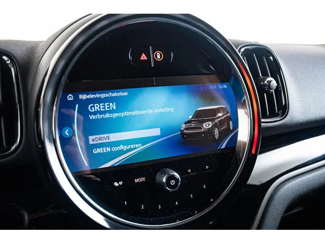 MINI Countryman Cooper SE ALL4 2022 Hybride Benzine 60